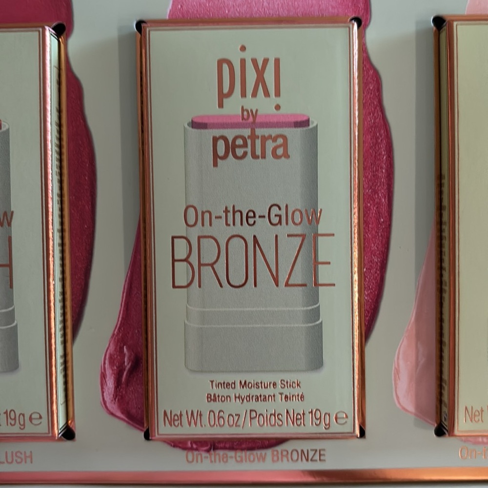 Pixi On-the-Glow Blush, Bronze, and Superglow Set - Picture 4 of 8